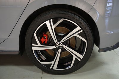 2025 Volkswagen Golf GTI 2.0T SE