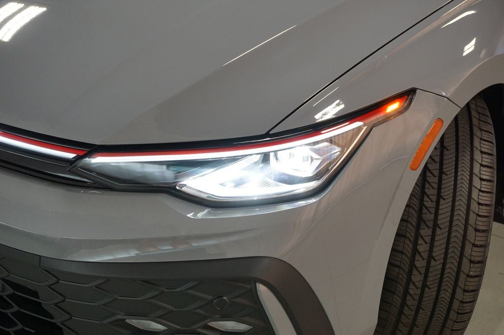 2025 Volkswagen Golf GTI 2.0T SE