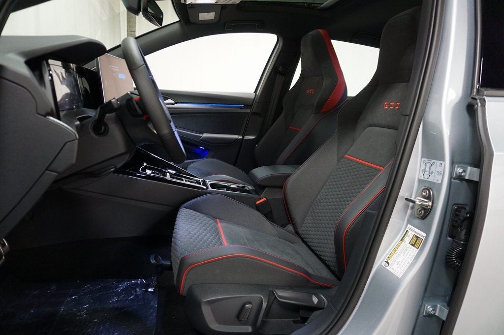 2025 Volkswagen Golf GTI 2.0T SE