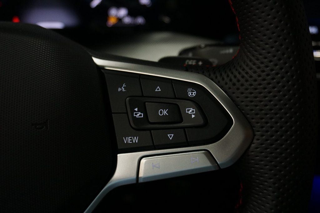 2025 Volkswagen Golf GTI 2.0T SE