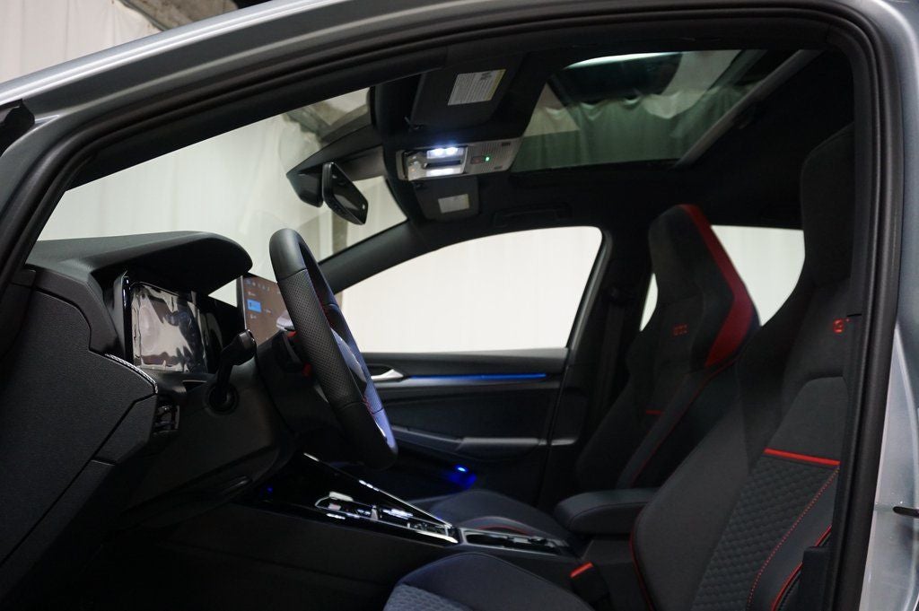 2025 Volkswagen Golf GTI 2.0T SE