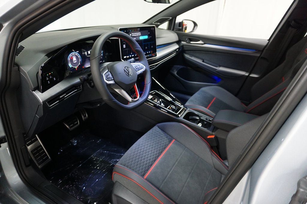 2025 Volkswagen Golf GTI 2.0T SE