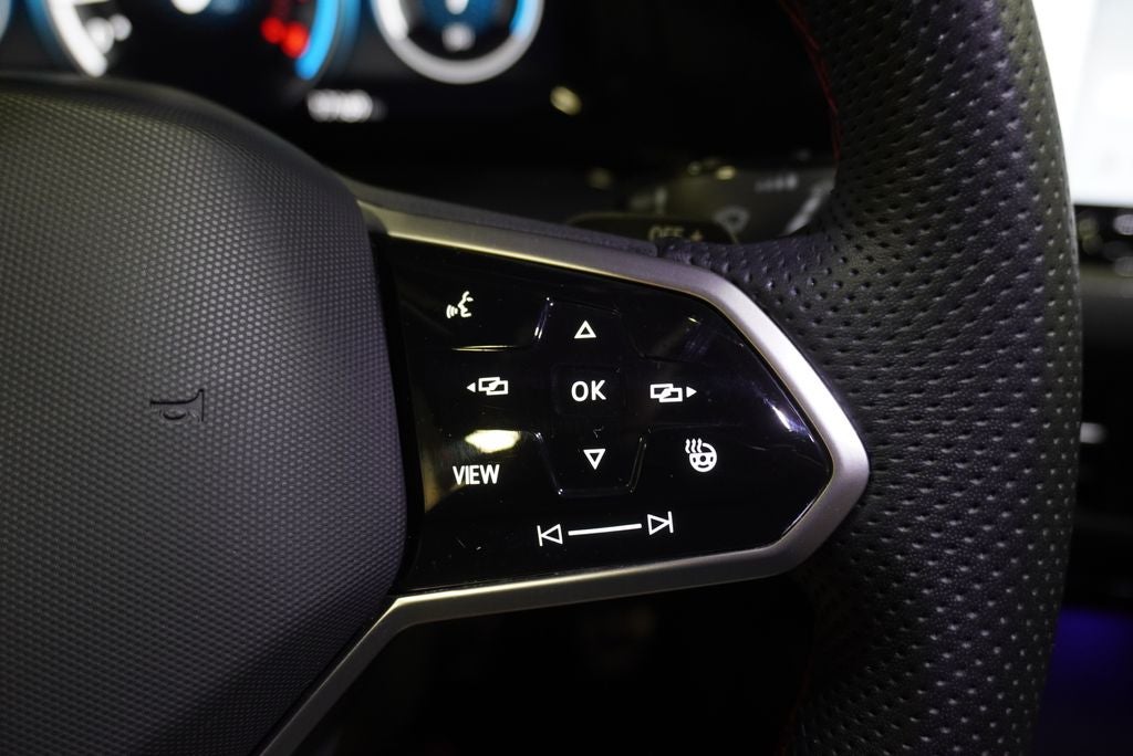 2023 Volkswagen Golf GTI Autobahn