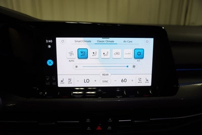 2023 Volkswagen Golf GTI Autobahn