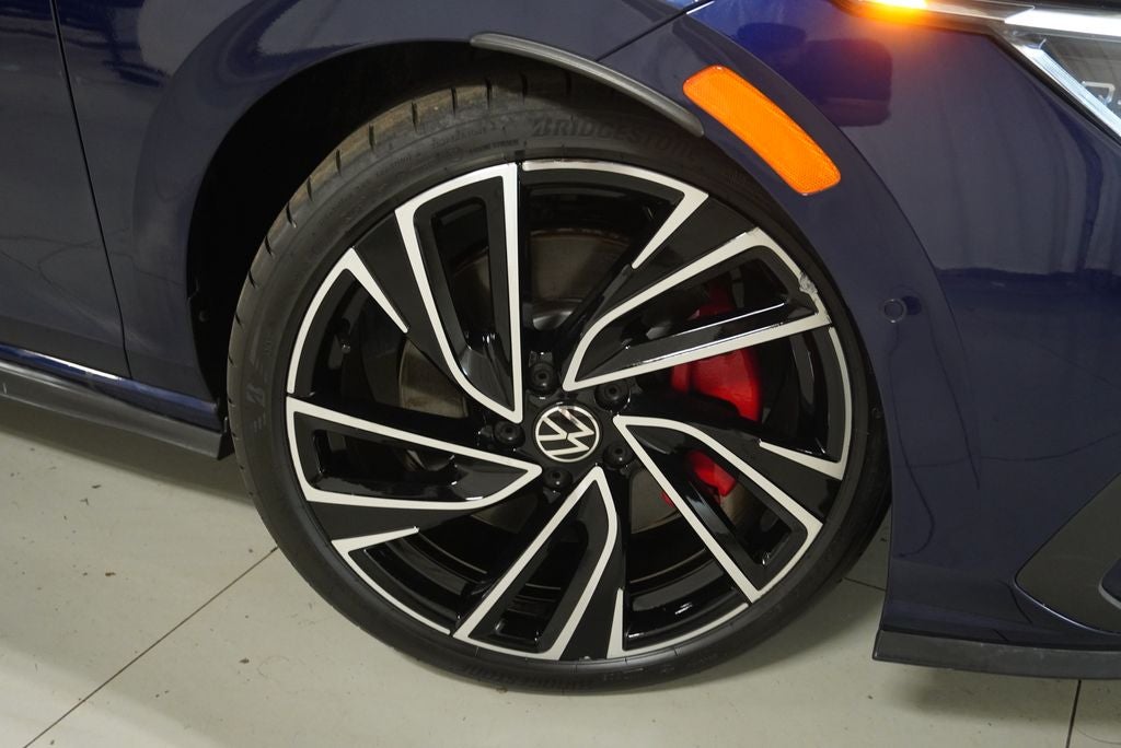 2023 Volkswagen Golf GTI Autobahn