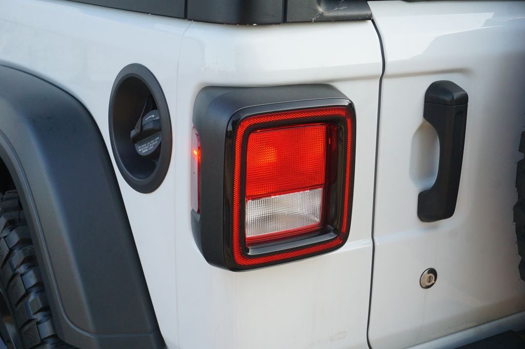 2023 Jeep Wrangler Willys