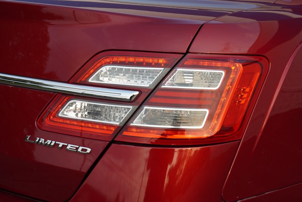 2015 Ford Taurus Limited