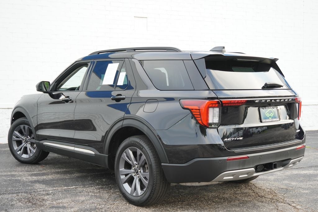 2025 Ford Explorer Active