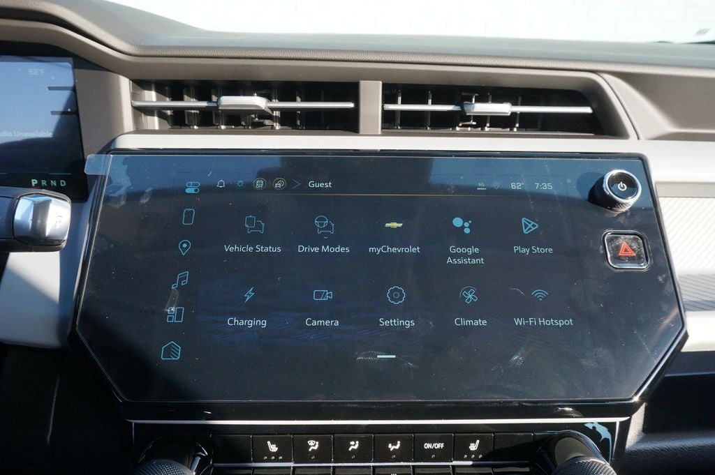2027 Chevrolet Bolt EV LT