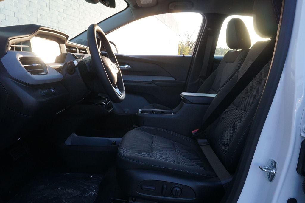 2027 Chevrolet Bolt EV LT