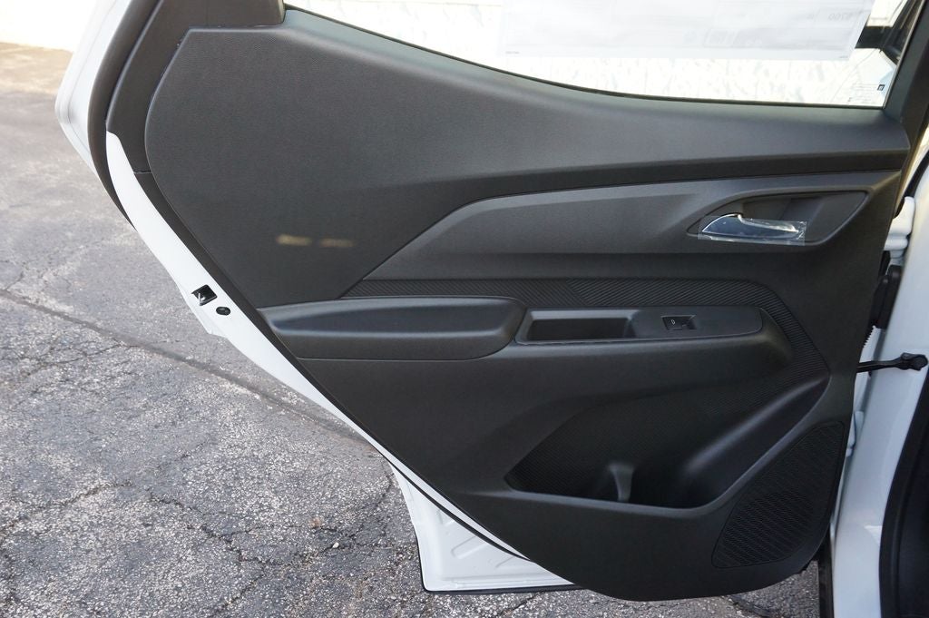 2027 Chevrolet Bolt EV LT