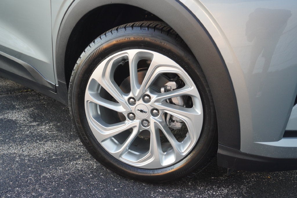 2027 Chevrolet Bolt EV LT