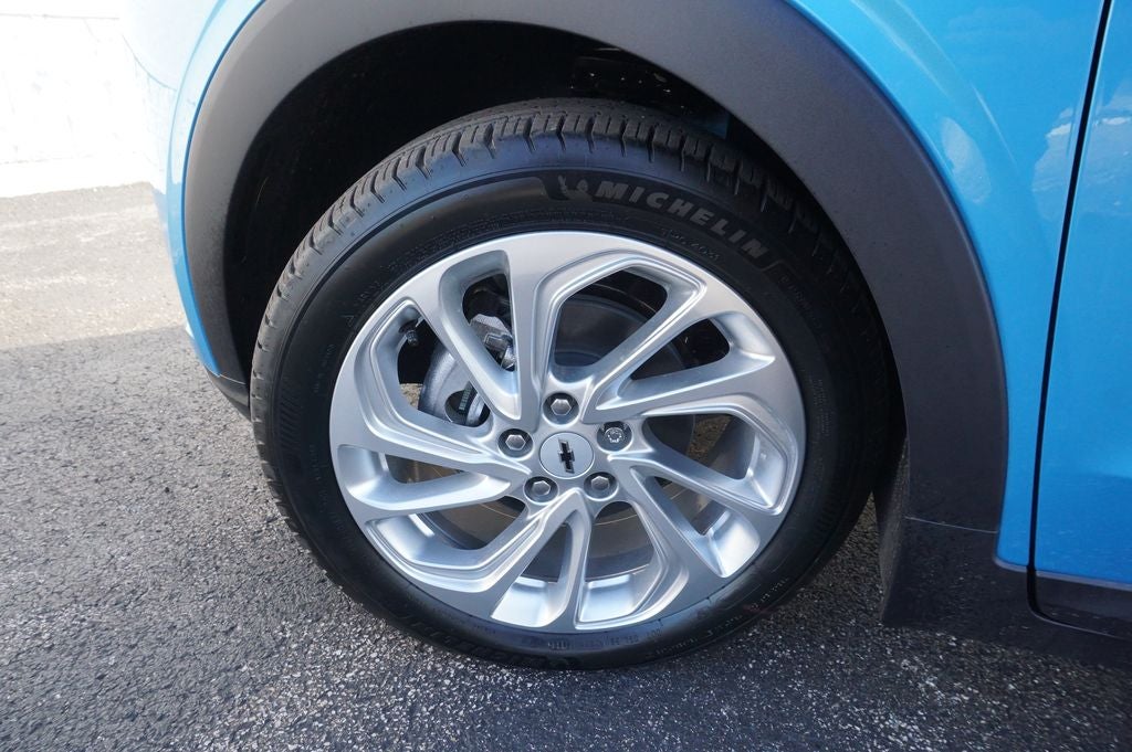 2027 Chevrolet Bolt EV LT