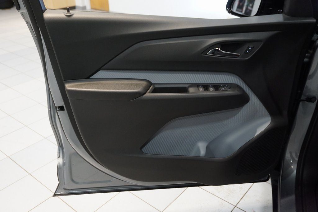 2027 Chevrolet Bolt EV LT