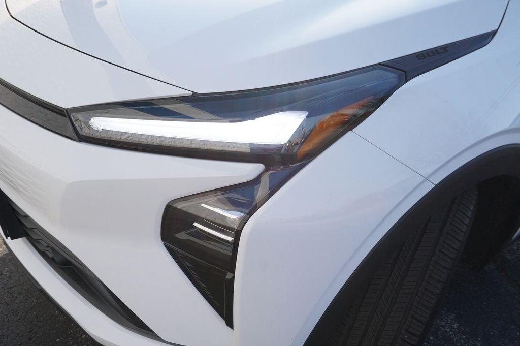 2027 Chevrolet Bolt EV LT