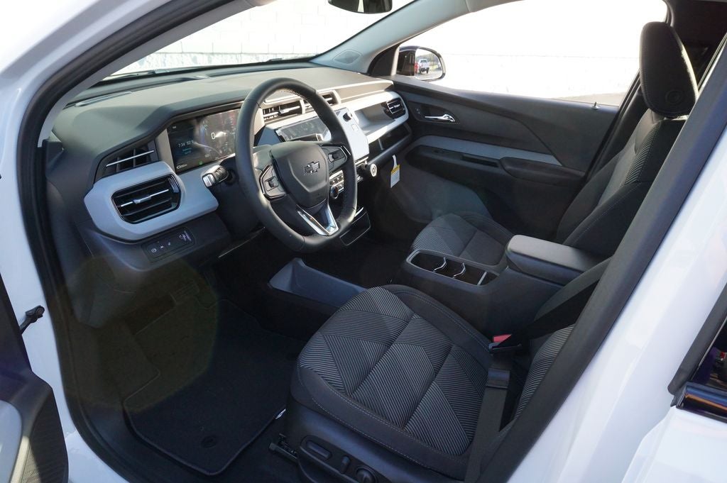 2027 Chevrolet Bolt EV LT