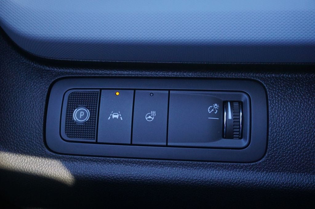 2027 Chevrolet Bolt EV LT