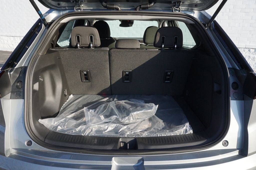 2027 Chevrolet Bolt EV LT
