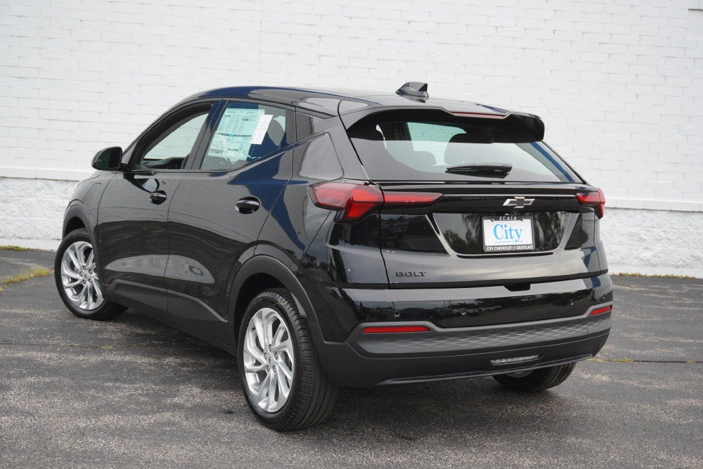 2027 Chevrolet Bolt EV LT