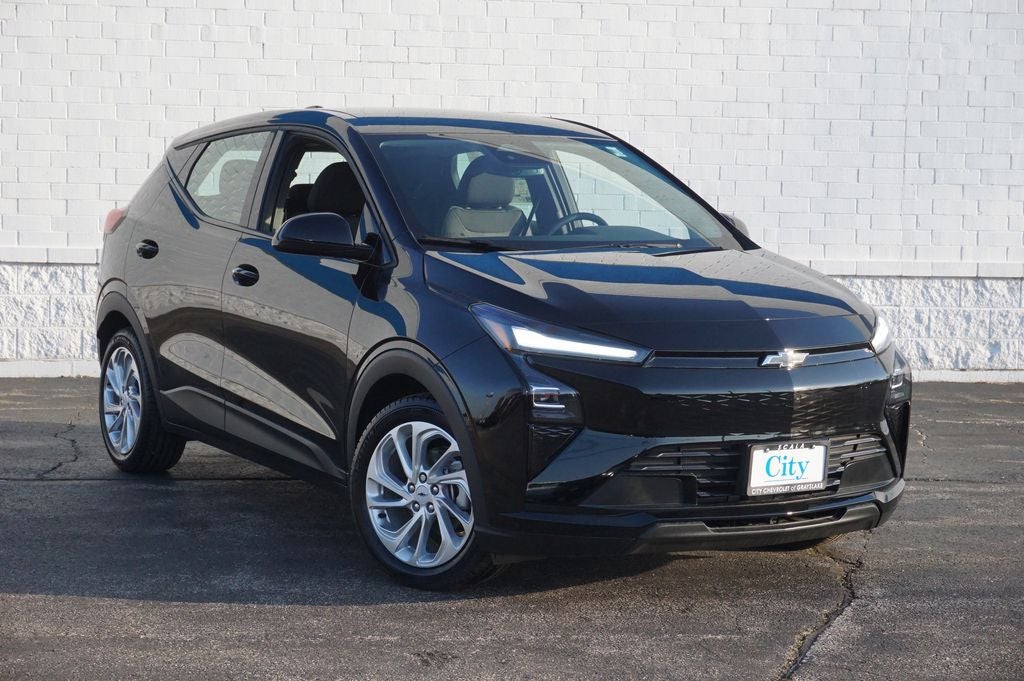 2027 Chevrolet Bolt EV LT