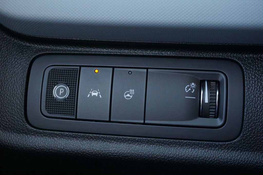 2027 Chevrolet Bolt EV LT