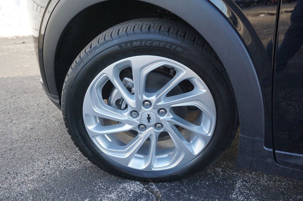 2027 Chevrolet Bolt EV LT