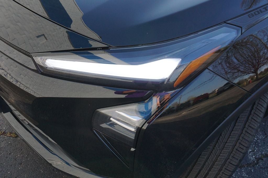 2027 Chevrolet Bolt EV LT