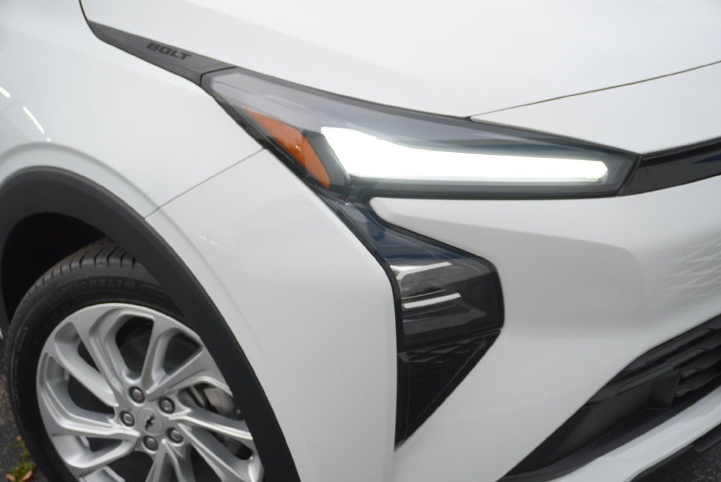 2027 Chevrolet Bolt EV LT