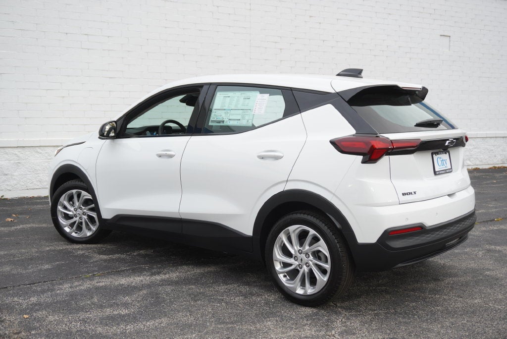 2027 Chevrolet Bolt EV LT