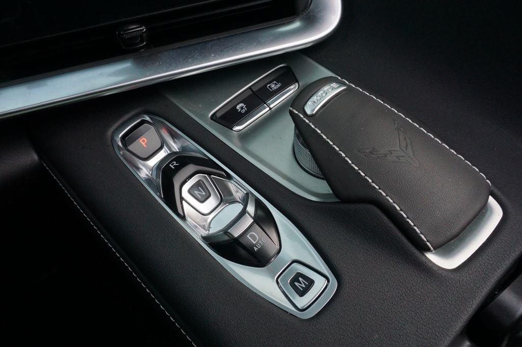 2025 Chevrolet Corvette Stingray 2LT