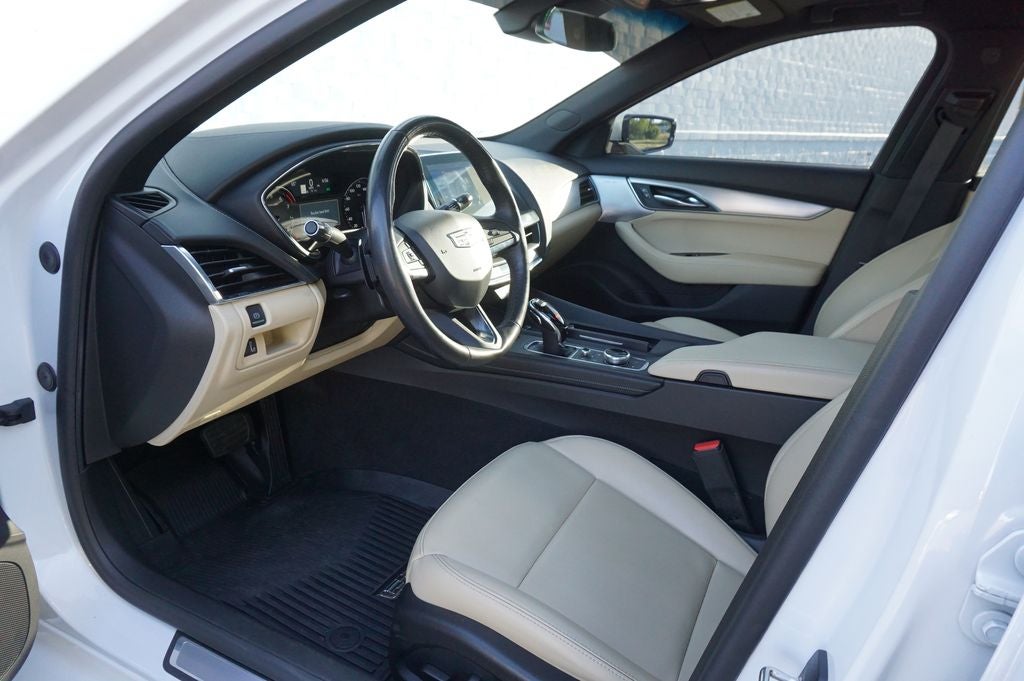 2024 Cadillac CT5 Luxury