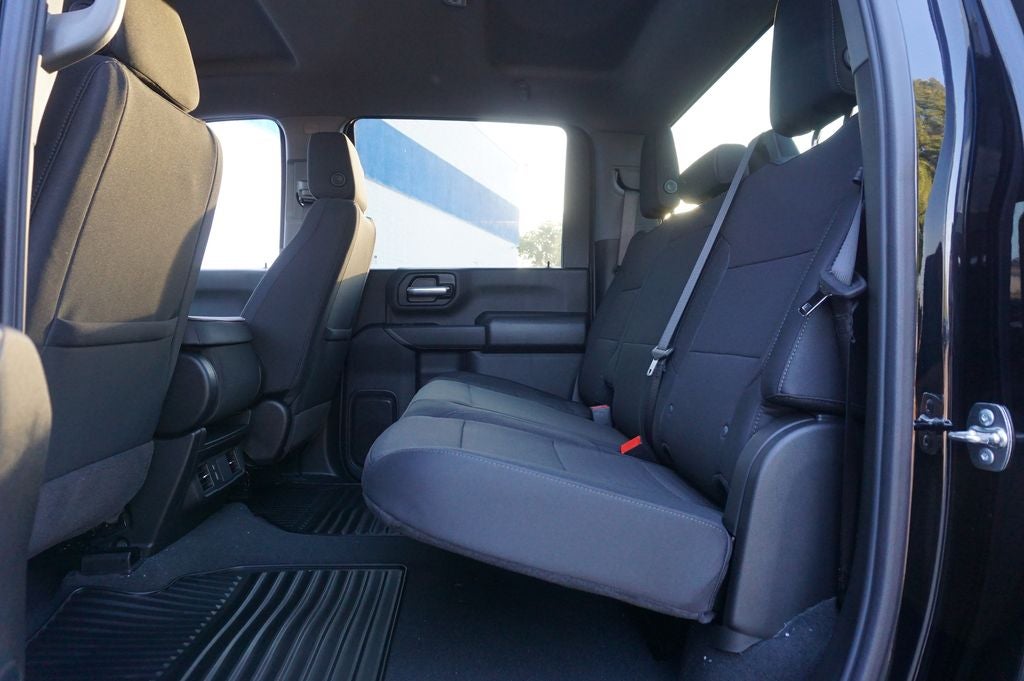 2026 Chevrolet Silverado 2500HD Custom