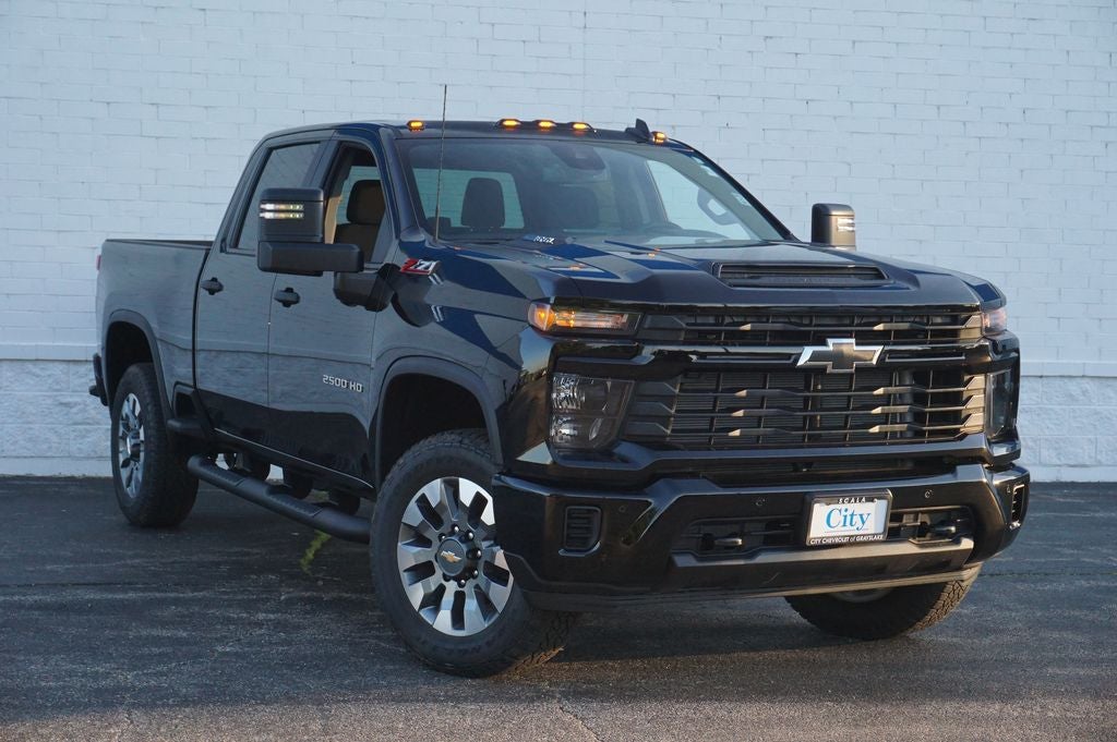 2026 Chevrolet Silverado 2500HD Custom