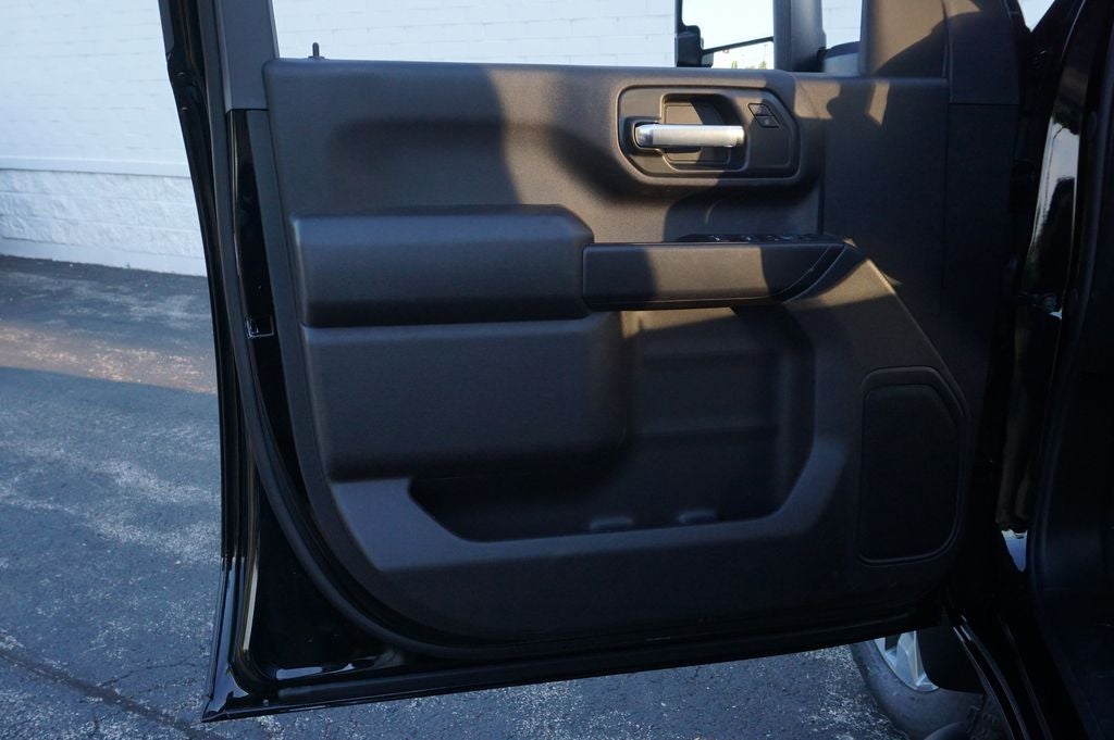 2026 Chevrolet Silverado 2500HD Custom