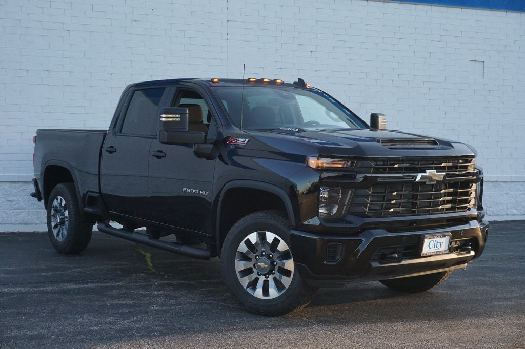 2026 Chevrolet Silverado 2500HD Custom