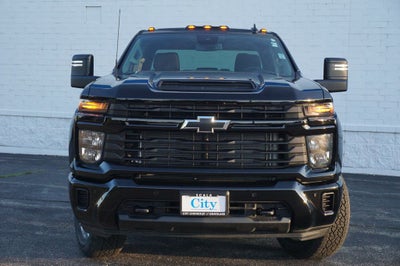 2026 Chevrolet Silverado 2500HD Custom