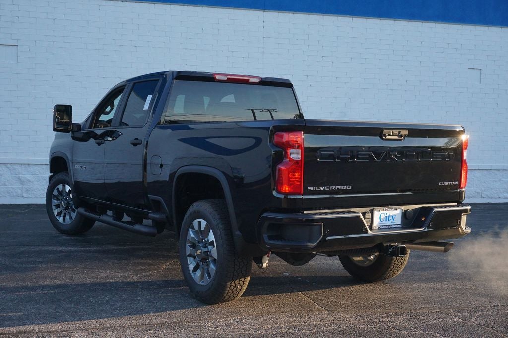 2026 Chevrolet Silverado 2500HD Custom