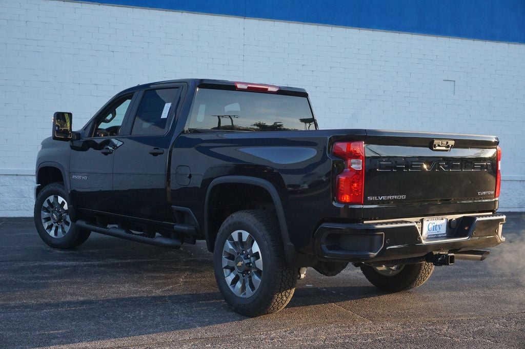 2026 Chevrolet Silverado 2500HD Custom