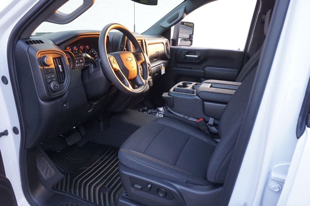 2026 Chevrolet Silverado 2500HD Custom