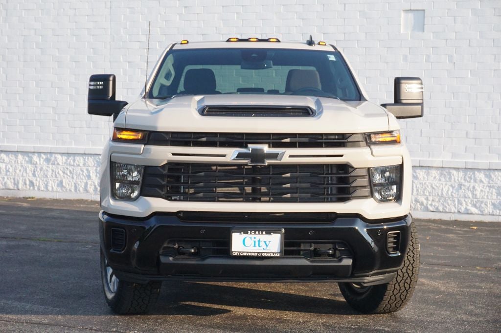 2026 Chevrolet Silverado 2500HD Custom