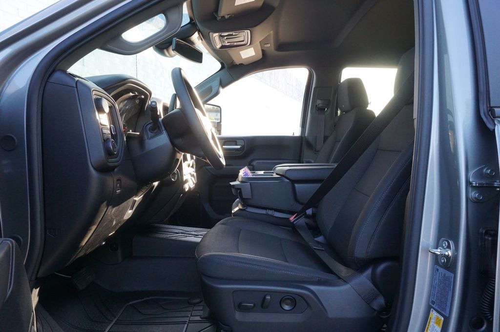 2026 Chevrolet Silverado 2500HD Custom