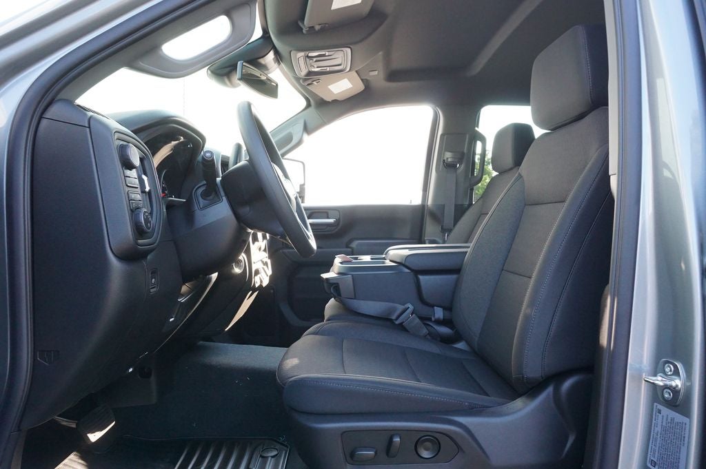 2026 Chevrolet Silverado 2500HD Custom