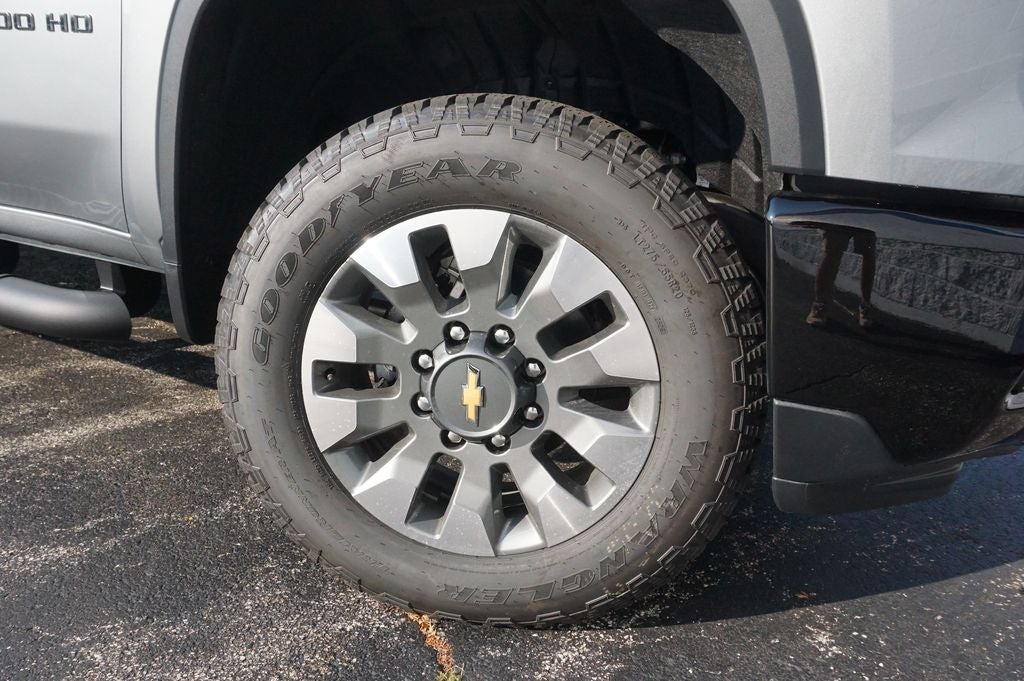 2026 Chevrolet Silverado 2500HD Custom