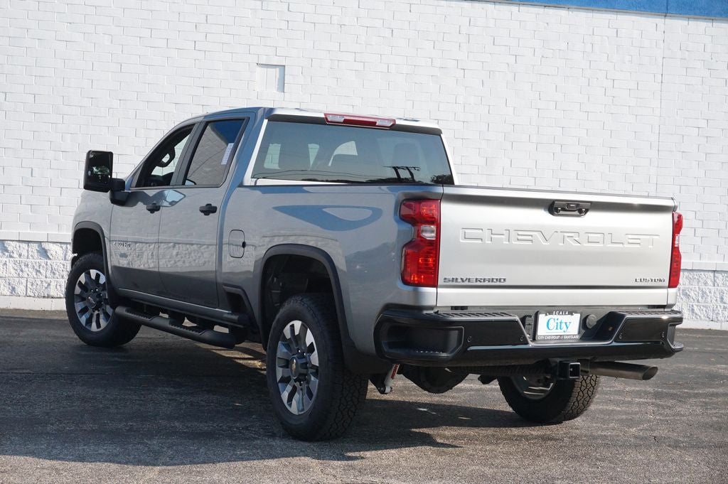2026 Chevrolet Silverado 2500HD Custom