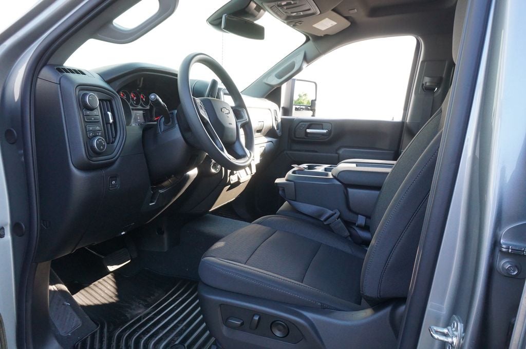 2026 Chevrolet Silverado 2500HD Custom