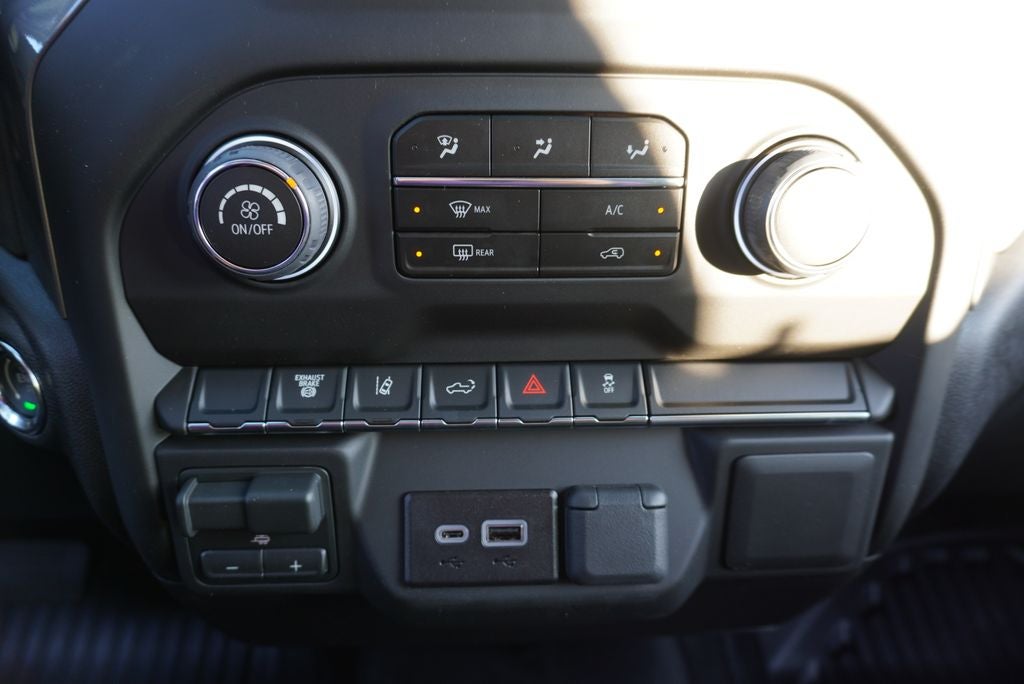 2026 Chevrolet Silverado 3500HD Work Truck
