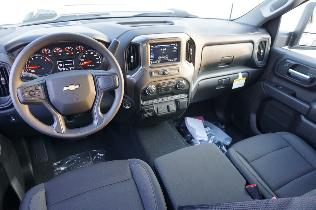 2026 Chevrolet Silverado 2500HD Custom