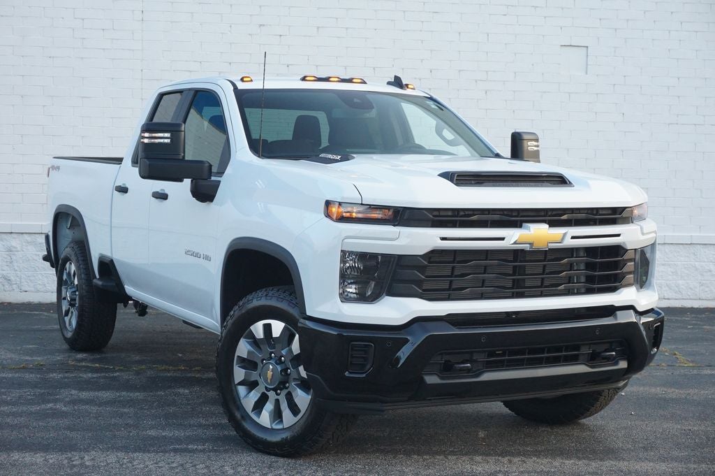 2026 Chevrolet Silverado 2500HD Custom