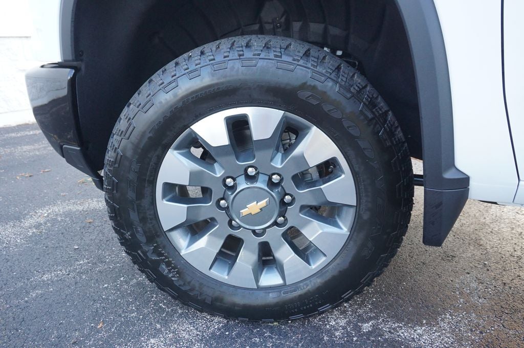 2026 Chevrolet Silverado 2500HD Custom