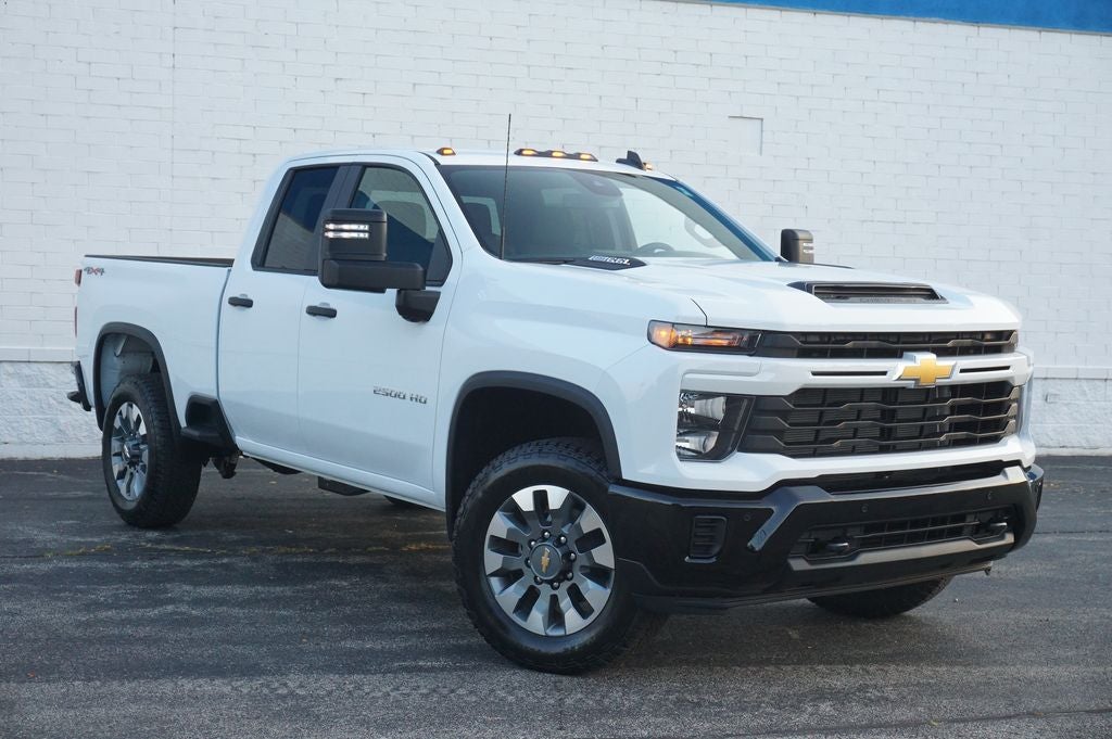 2026 Chevrolet Silverado 2500HD Custom